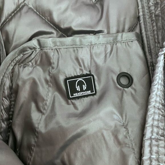 Calvin Klein Performance Women’s Quilted Down Vest, Small, Puffer - Picture 3 of 9